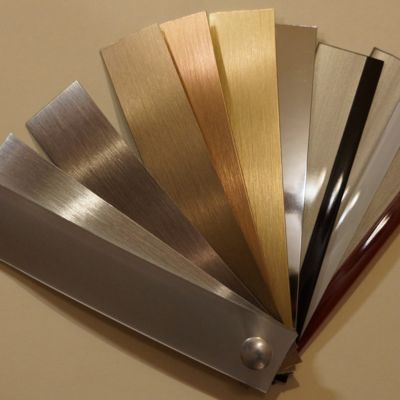 AA5052 ब्रश की गई सतह का उपचार प्रीपेटेड एल्यूमीनियम कॉइल