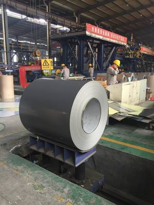 3 डी हैंड फील वुड डिज़ाइन किया गया पैटर्न मिश्र धातु 3105 0.50 मिमी मोटी कोटेड एल्यूमीनियम शीट कॉइल मेटल रोलर शटर डोर के लिए