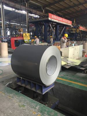 छत के लिए पूर्व चित्रित एल्यूमीनियम शीट, मिश्र धातु 3105, PPG पेंट Kynar PVDF मैट ग्रे रेल 7046 रंग, कुंडल 0.05 इंच मोटाई और 49 इंच चौड़ाई