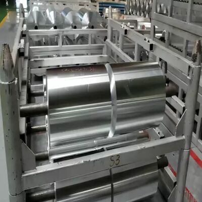 अर्ध-कठोर कंटेनरों के लिए एल्युमीनियम मिश्र धातु 8011 एल्युमीनियम फ़ॉइल | मोटाई 0.04–0.15 मिमी | चौड़ाई 100-1200 मिमी | चिकनाईयुक्त या सादा-